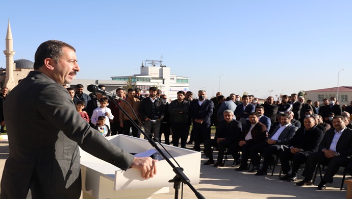 KARAKÖPRÜ’DE EYÜP CENAP GÜLPINAR PARKI HİZMETE AÇILDI