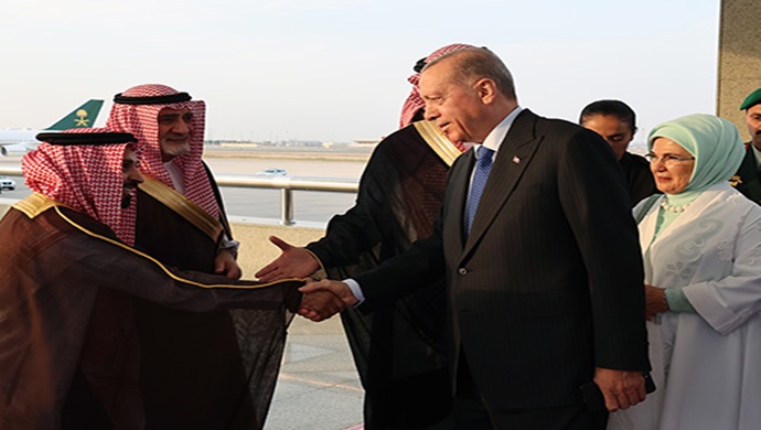 Cumhurbaşkanı Erdoğan Suudi Arabistan’da